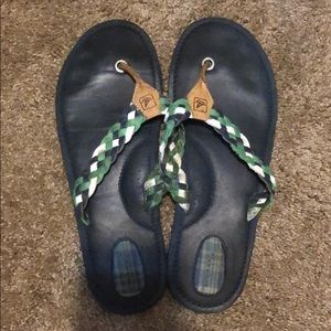 Sperry flip flops